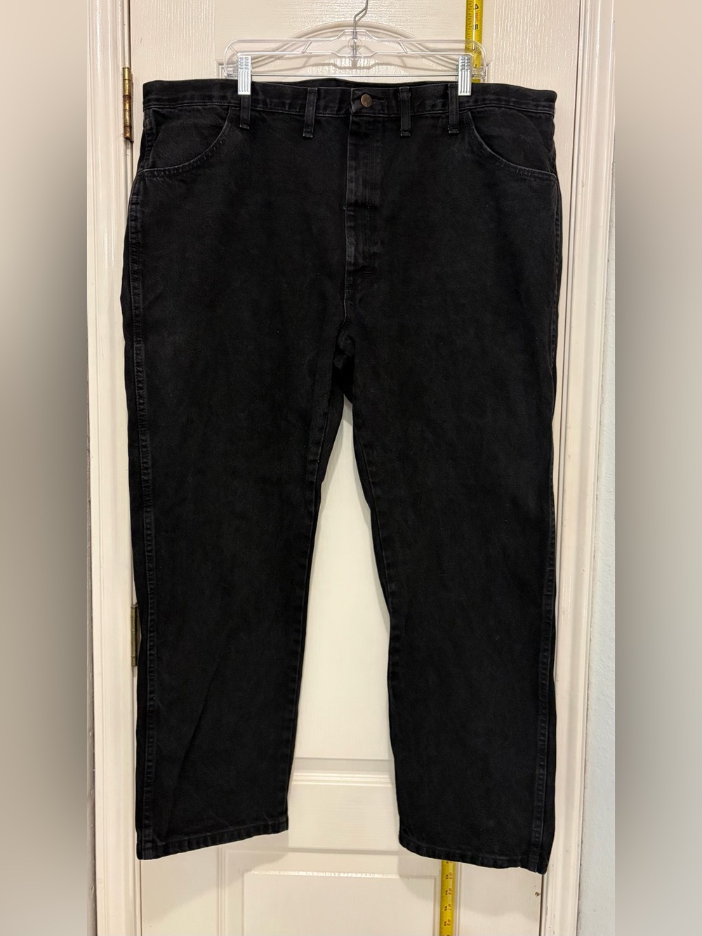 Mens Rustler Black Size Waist (44) By Length (30) Jeans